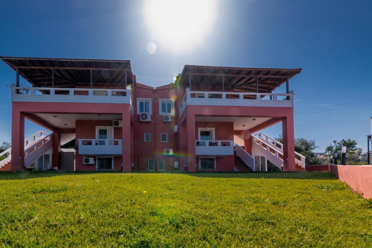 Bona'S Guest House Agia  Exterior photo